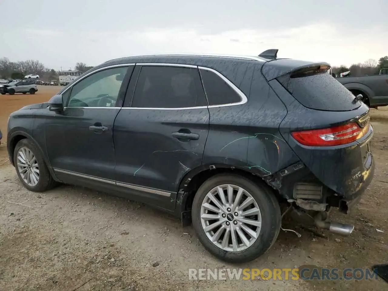 2 Photograph of a damaged car 5LMCJ1C97KUL09981 LINCOLN MKZ 2019