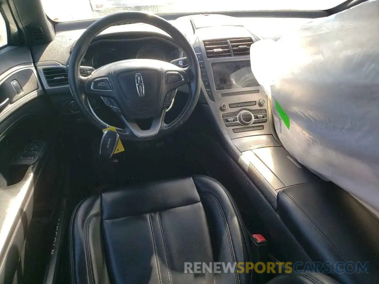 8 Фотография поврежденного автомобиля 3LN6L5A98LR611468 LINCOLN MKZ 2020
