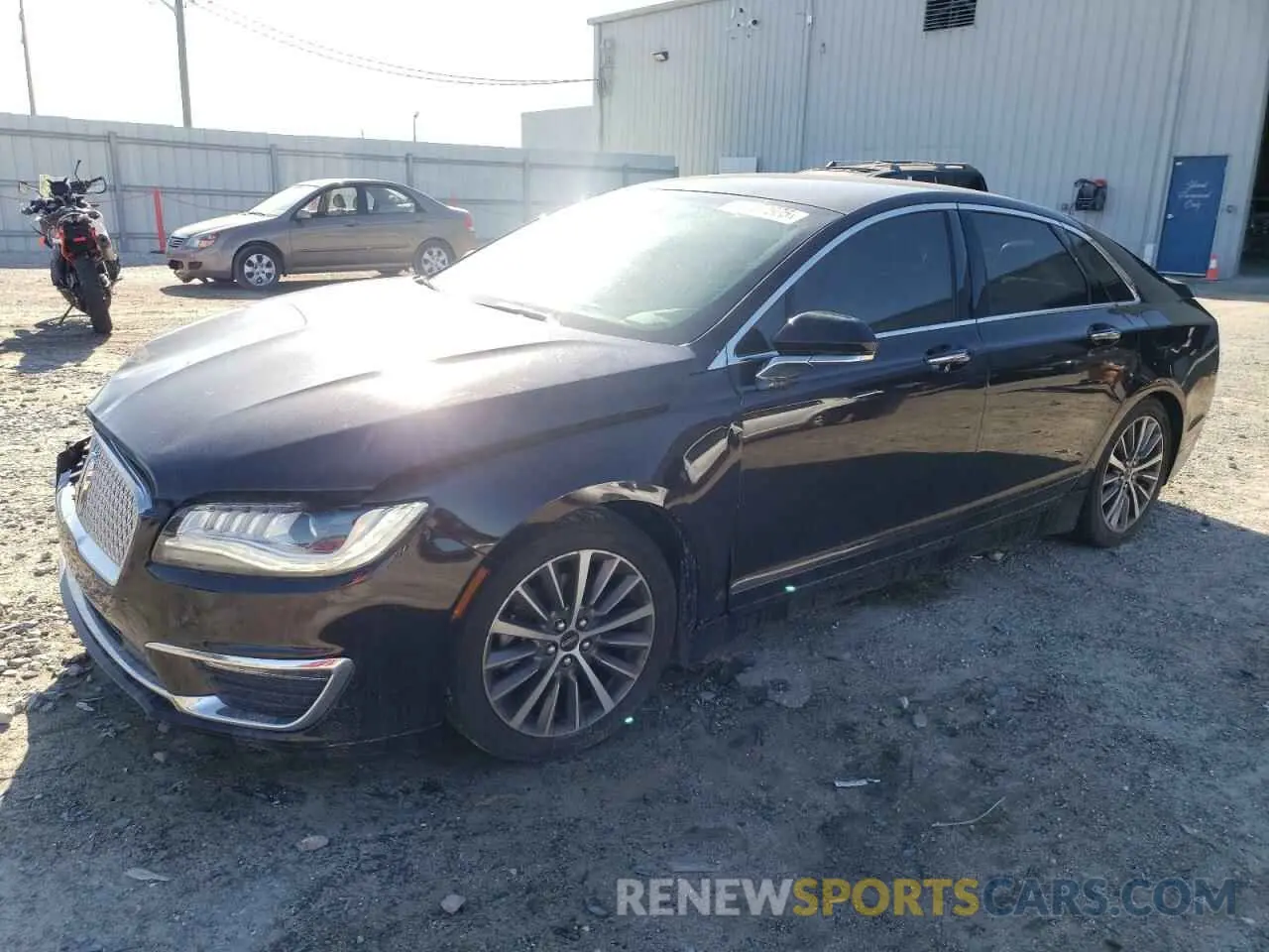 1 Фотография поврежденного автомобиля 3LN6L5B95LR622636 LINCOLN MKZ 2020