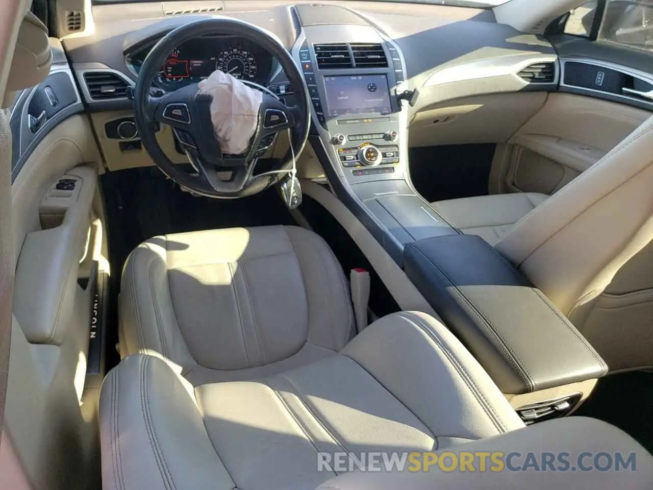 8 Фотография поврежденного автомобиля 3LN6L5B95LR622636 LINCOLN MKZ 2020