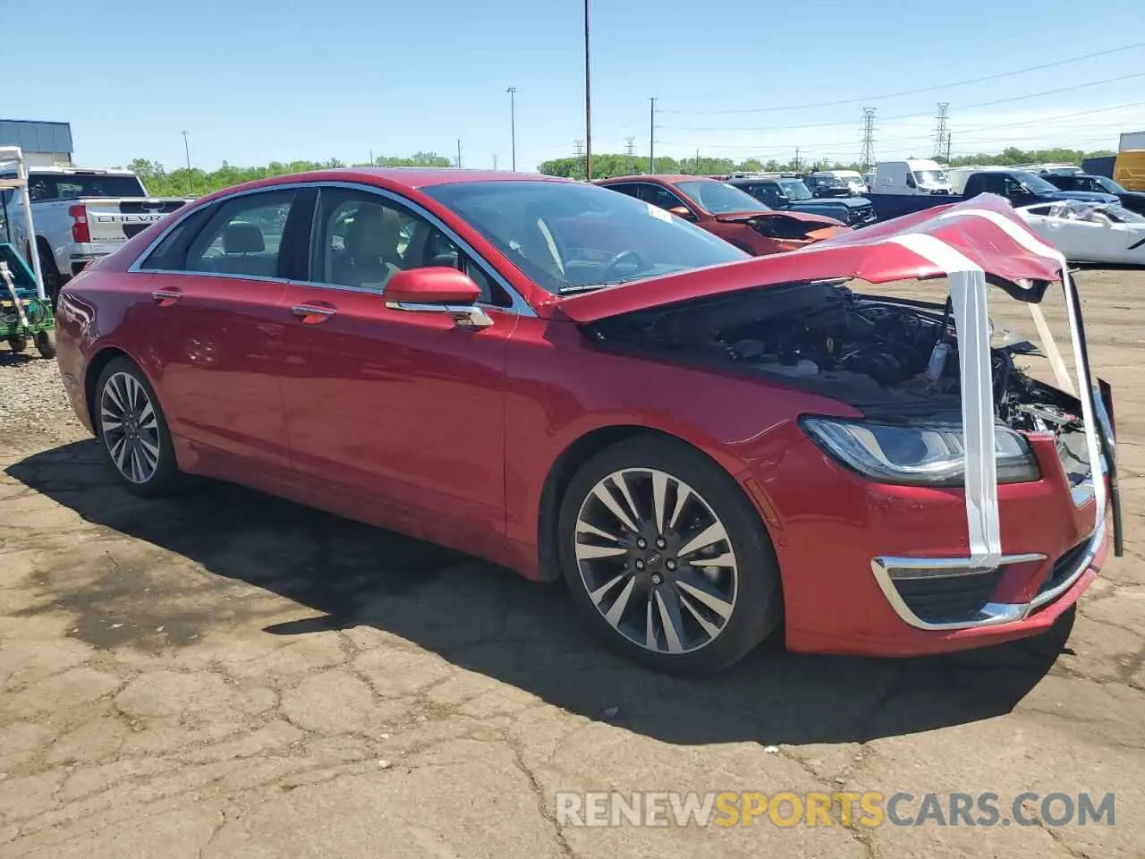4 Photograph of a damaged car 3LN6L5E90LR619901 LINCOLN MKZ 2020