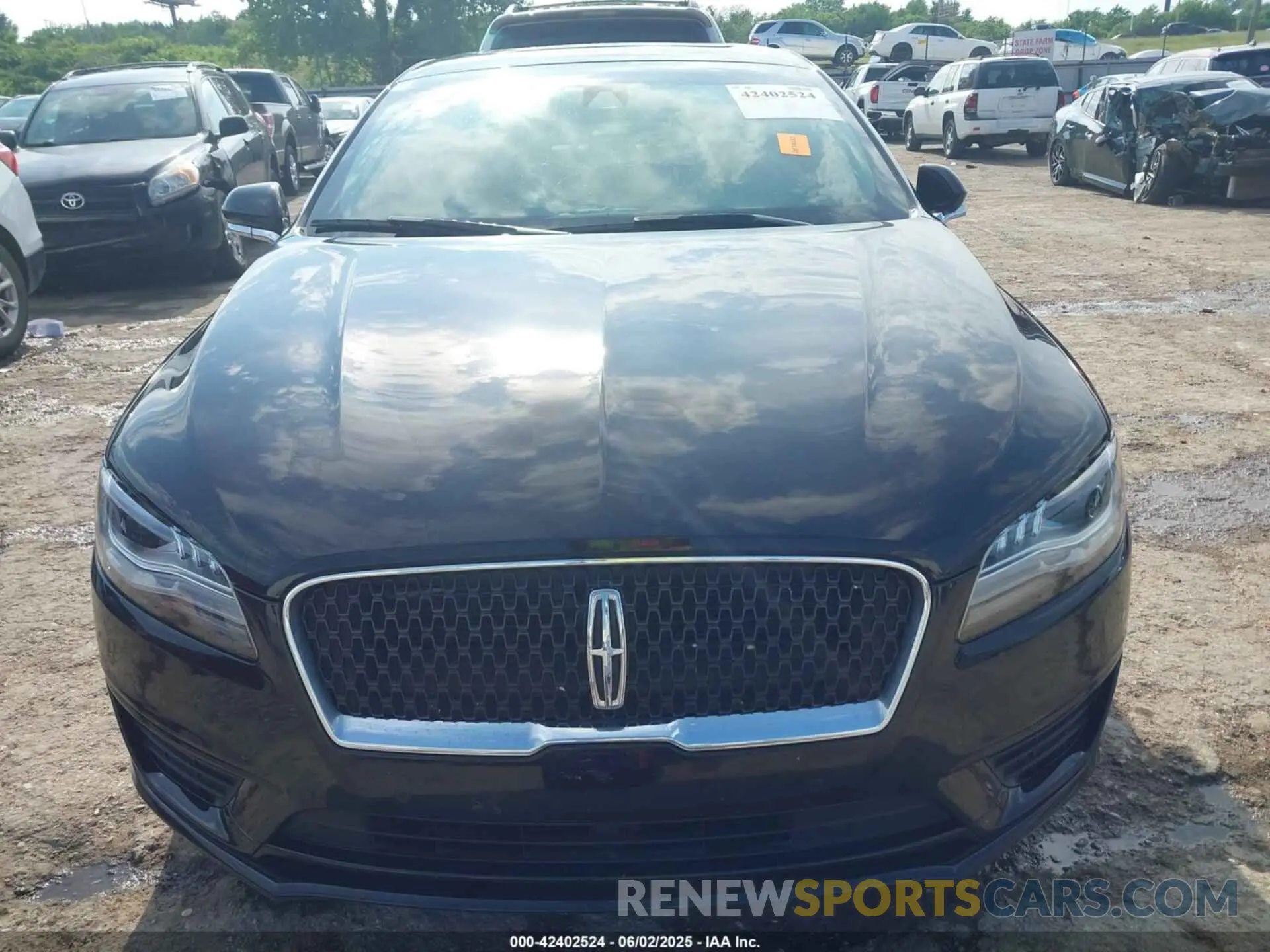 13 Photograph of a damaged car 3LN6L5E92LR609404 LINCOLN MKZ 2020