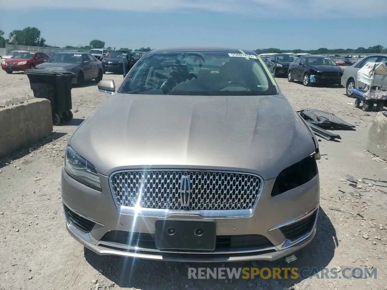 5 Photograph of a damaged car 3LN6L5E93LR614529 LINCOLN MKZ 2020
