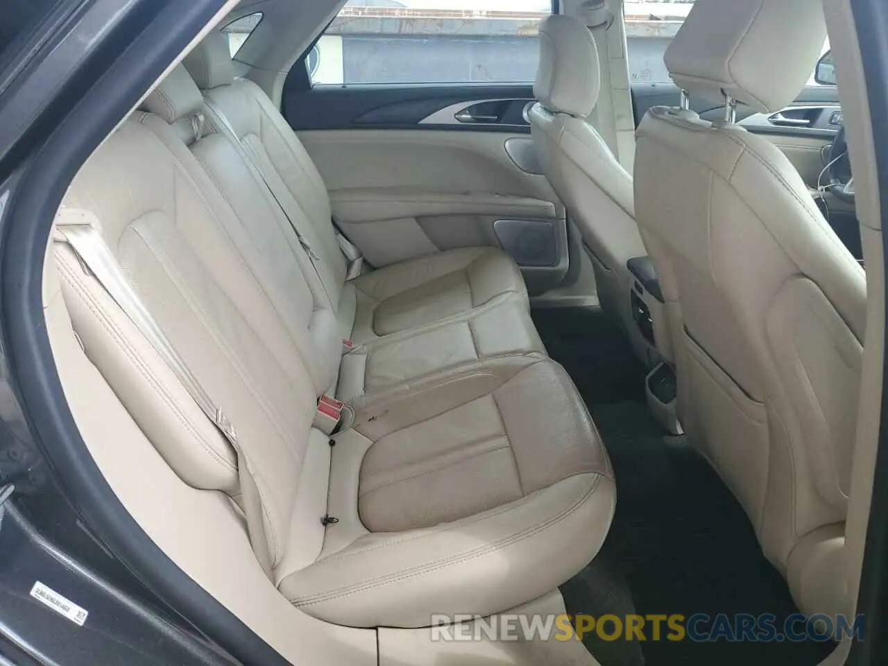 10 Фотография поврежденного автомобиля 3LN6L5E96LR614668 LINCOLN MKZ 2020