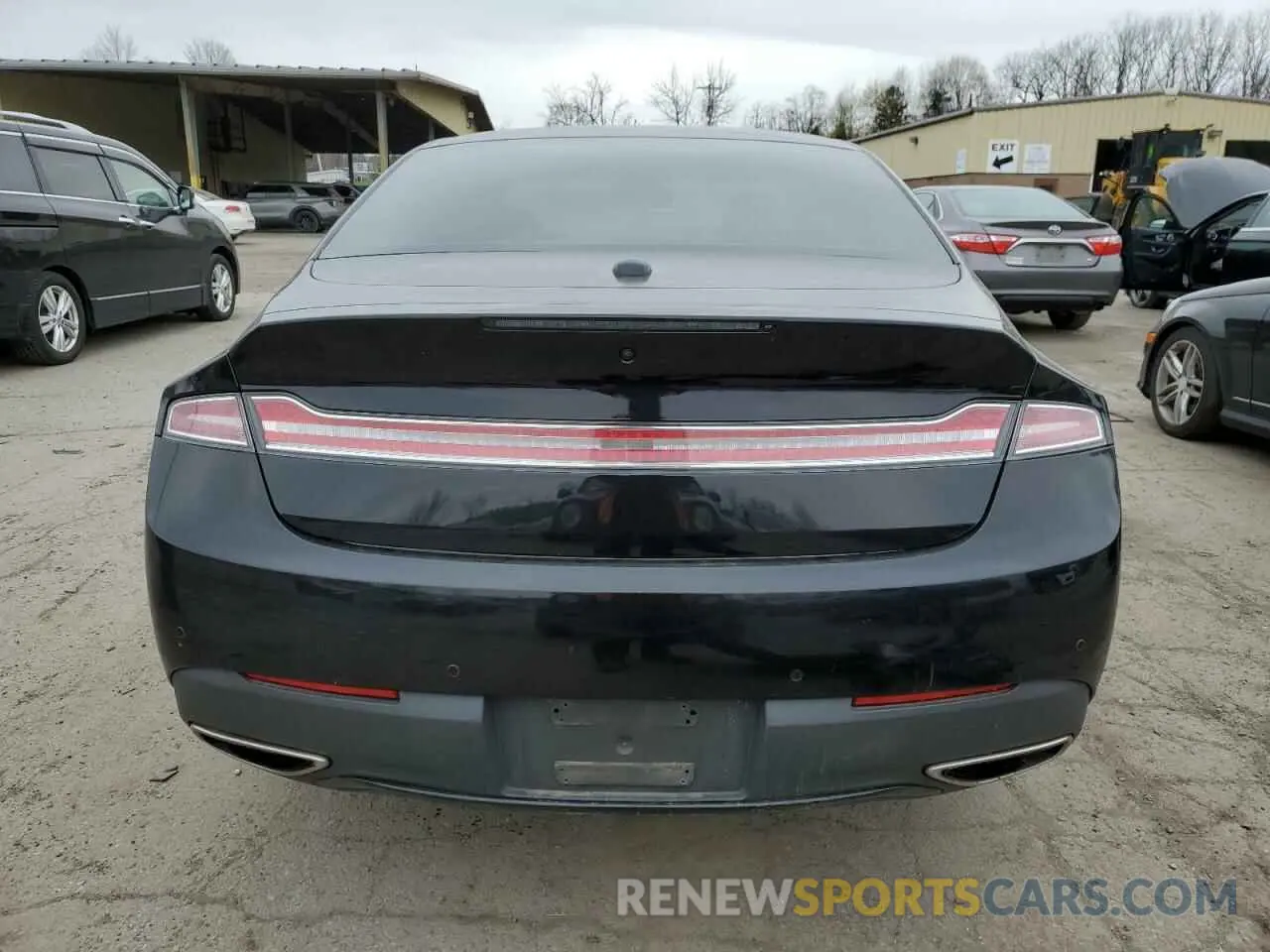 6 Photograph of a damaged car 3LN6L5F92LR602175 LINCOLN MKZ 2020