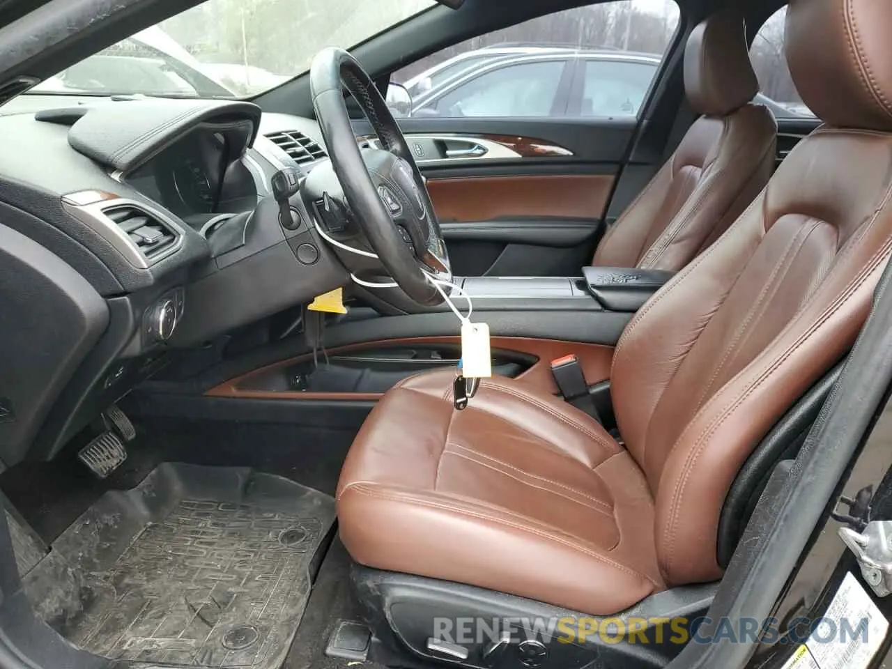 7 Photograph of a damaged car 3LN6L5F92LR602175 LINCOLN MKZ 2020