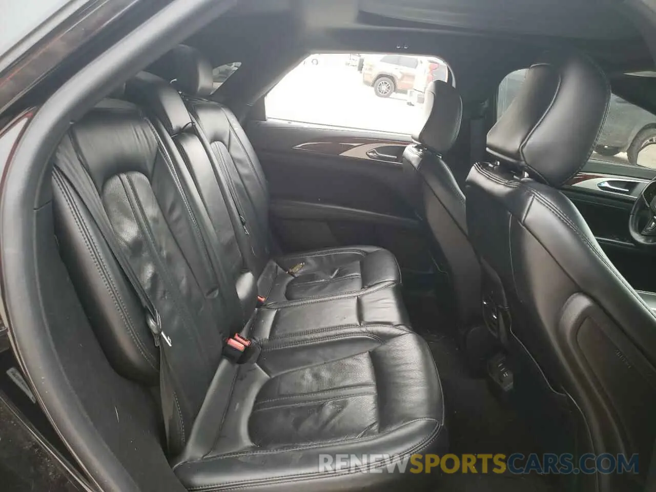10 Photograph of a damaged car 3LN6L5F92LR603505 LINCOLN MKZ 2020