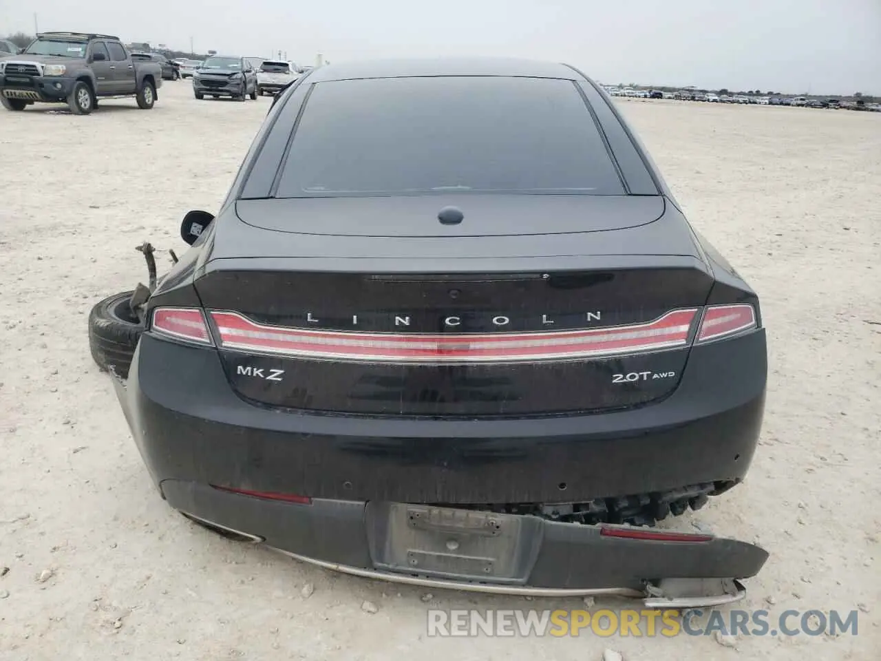 6 Photograph of a damaged car 3LN6L5F92LR603505 LINCOLN MKZ 2020
