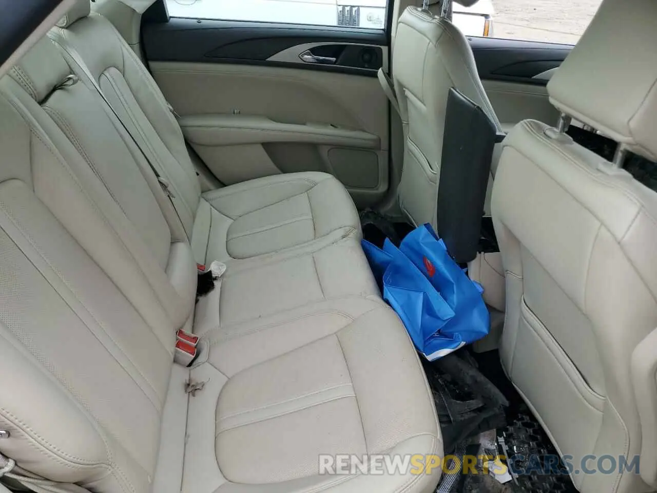 10 Фотография поврежденного автомобиля 3LN6L5F95LR609041 LINCOLN MKZ 2020