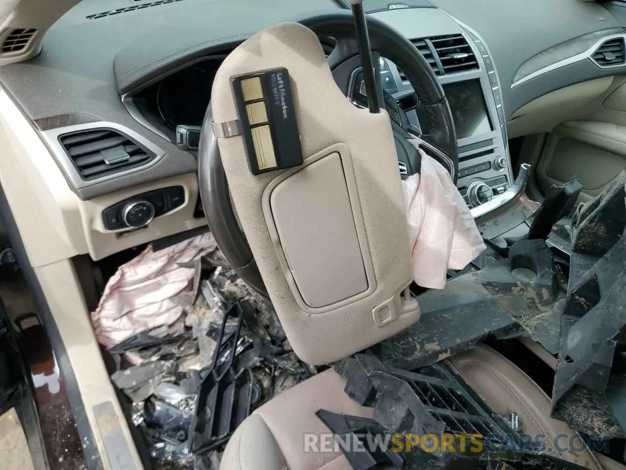 8 Фотография поврежденного автомобиля 3LN6L5F95LR609041 LINCOLN MKZ 2020