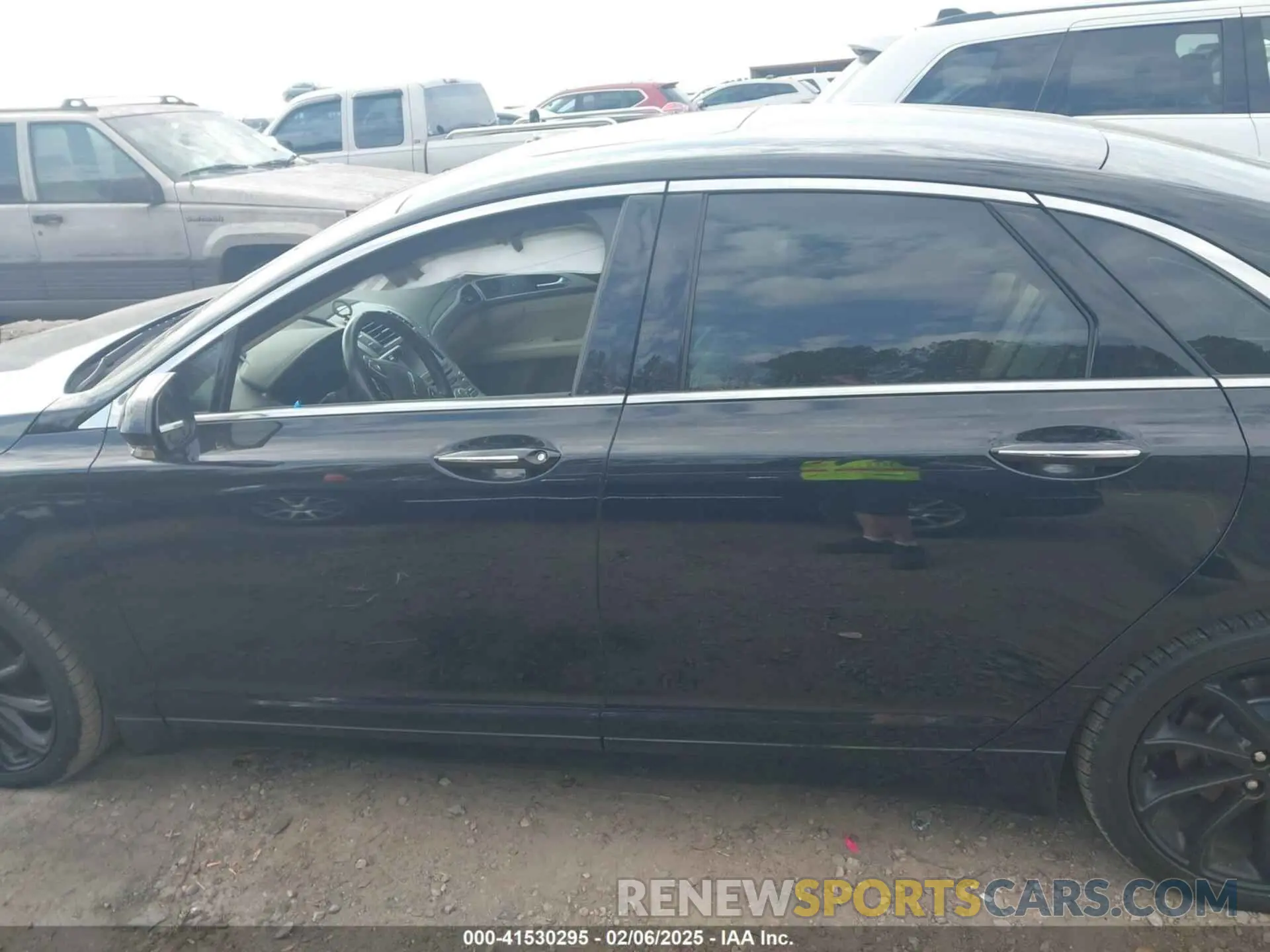 14 Photograph of a damaged car 3LN6L5F96LR608237 LINCOLN MKZ 2020