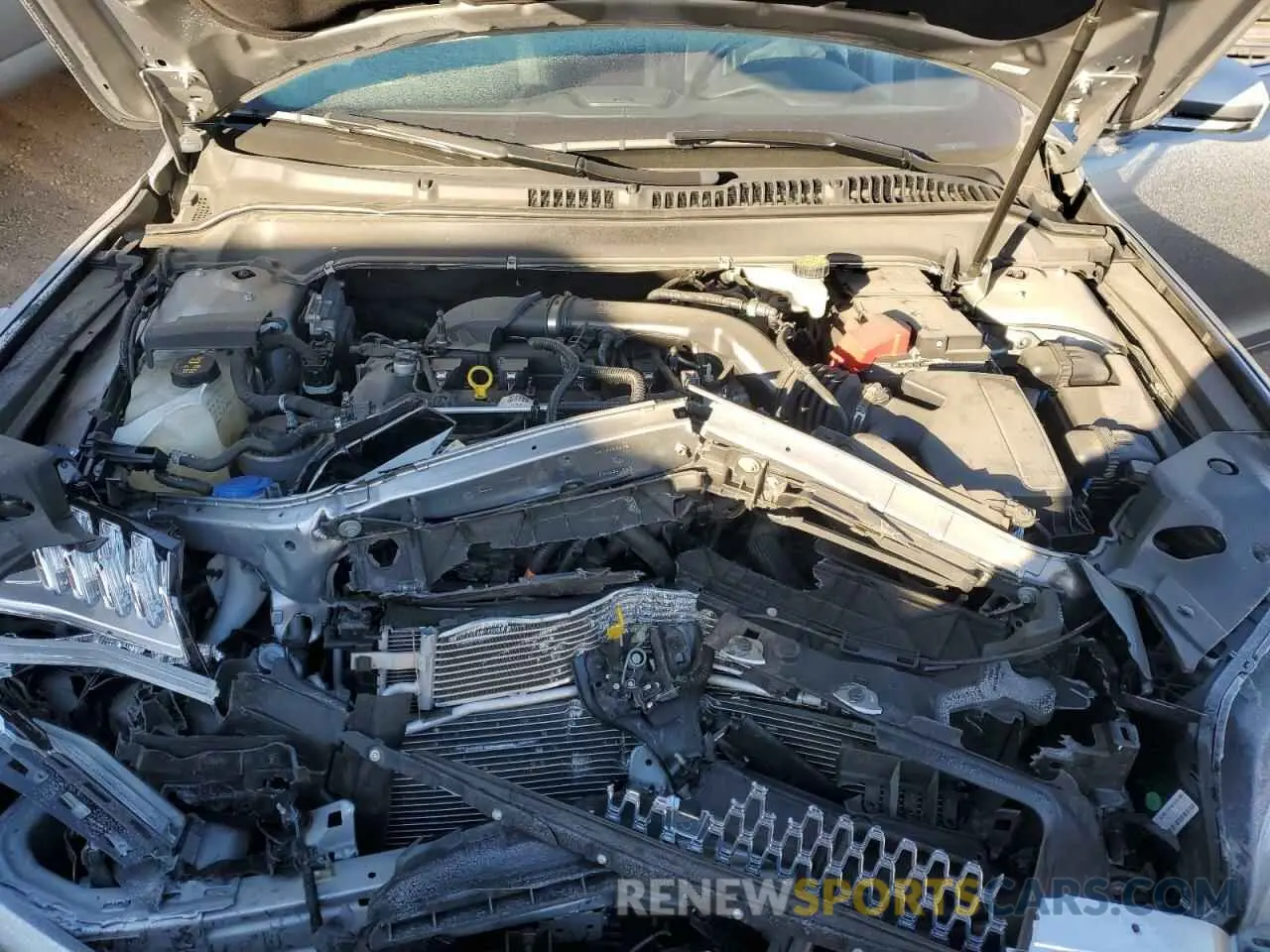 11 Photograph of a damaged car 3LN6L5F96LR623000 LINCOLN MKZ 2020
