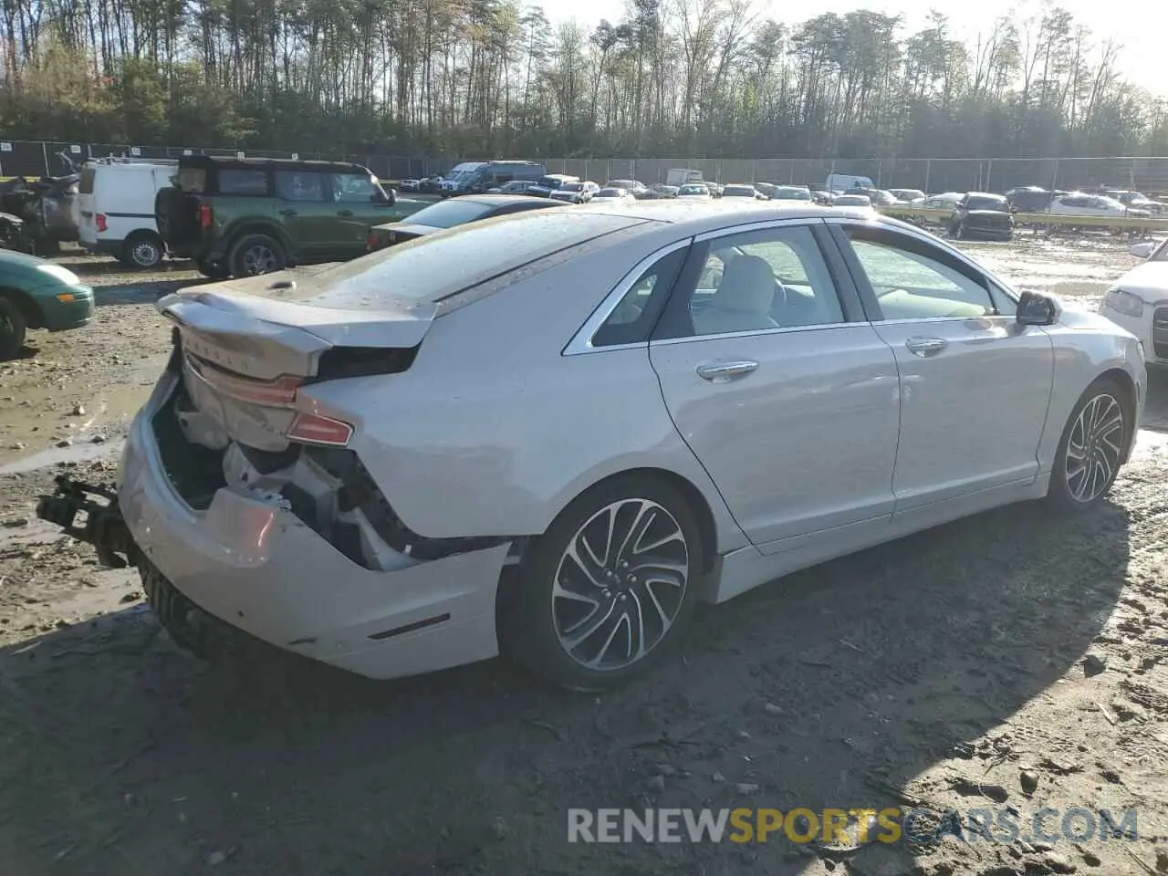 3 Фотография поврежденного автомобиля 3LN6L5F97LR606013 LINCOLN MKZ 2020
