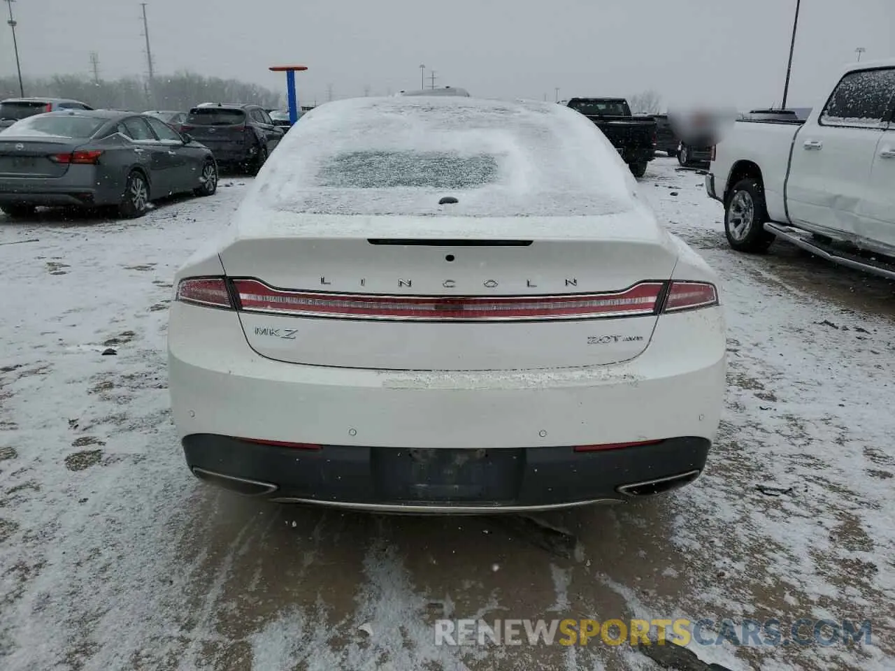 6 Photograph of a damaged car 3LN6L5F99LR603453 LINCOLN MKZ 2020