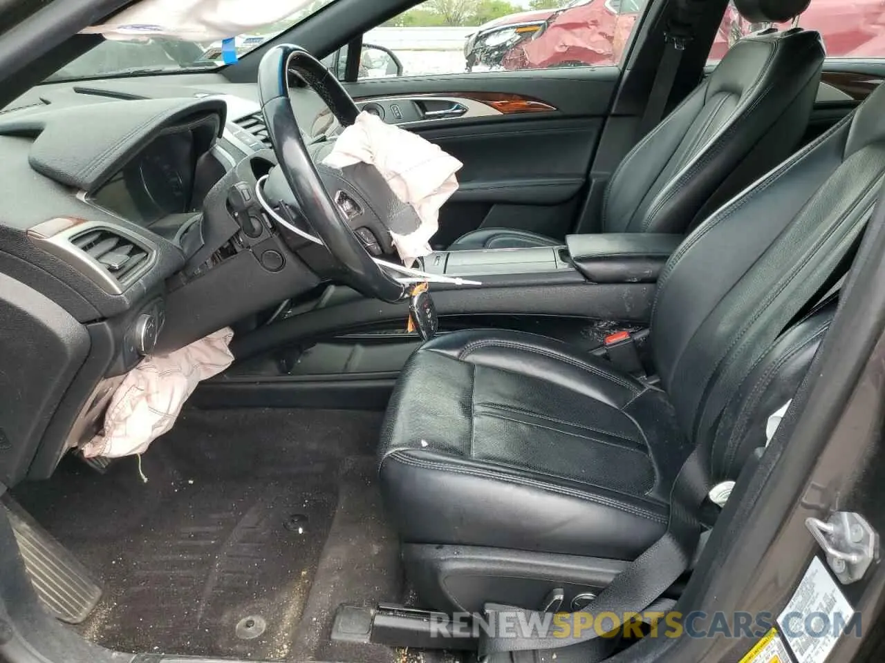 7 Photograph of a damaged car 3LN6L5F99LR617188 LINCOLN MKZ 2020
