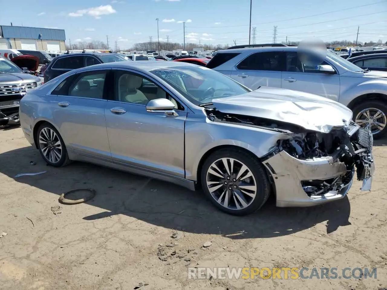 4 Фотография поврежденного автомобиля 3LN6L5LU7LR623127 LINCOLN MKZ 2020