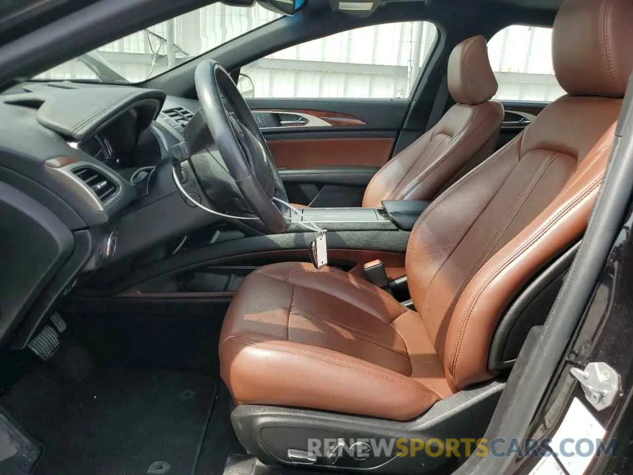7 Photograph of a damaged car 3LN6L5LU8LR611648 LINCOLN MKZ 2020