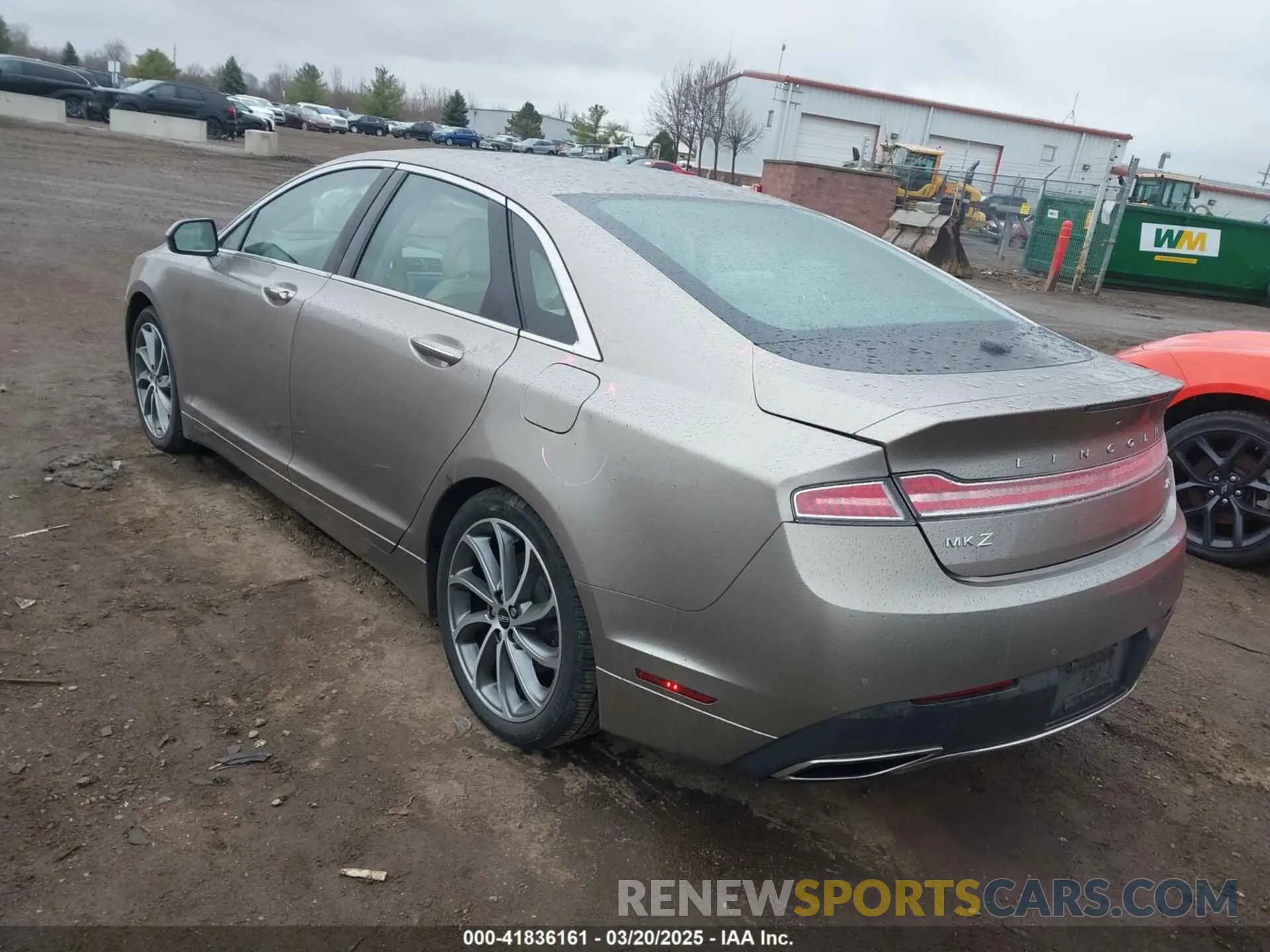 3 Фотография поврежденного автомобиля 3LN6L5LU7KR622008 LINCOLN MKZ HYBRID 2019