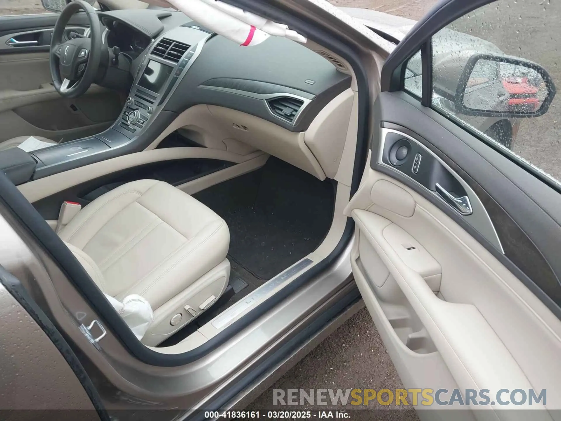 5 Фотография поврежденного автомобиля 3LN6L5LU7KR622008 LINCOLN MKZ HYBRID 2019