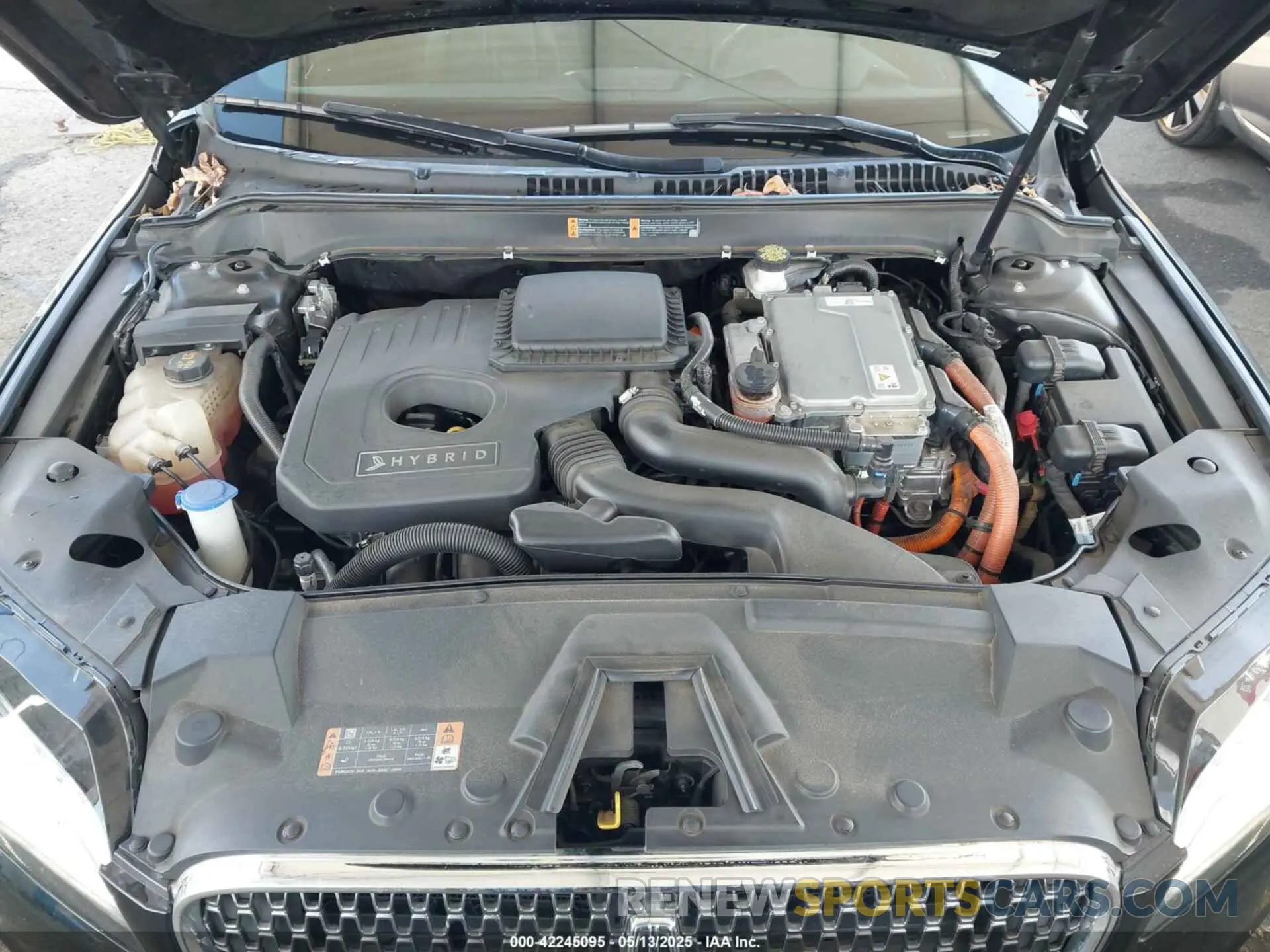 10 Photograph of a damaged car 3LN6L5LU7KR623708 LINCOLN MKZ HYBRID 2019