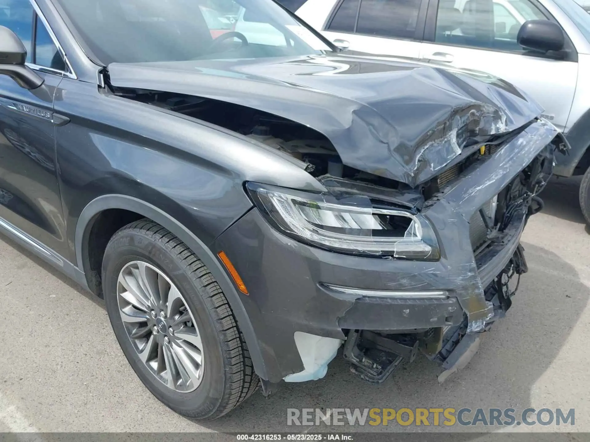 20 Photograph of a damaged car 2LMPJ6K96KBL32682 LINCOLN NAUTILUS 2019