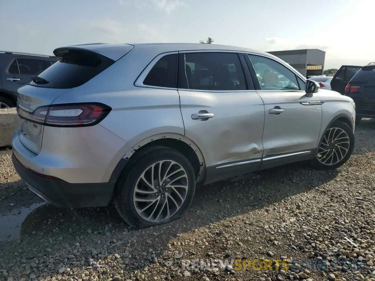3 Photograph of a damaged car 2LMPJ6L90KBL31476 LINCOLN NAUTILUS 2019