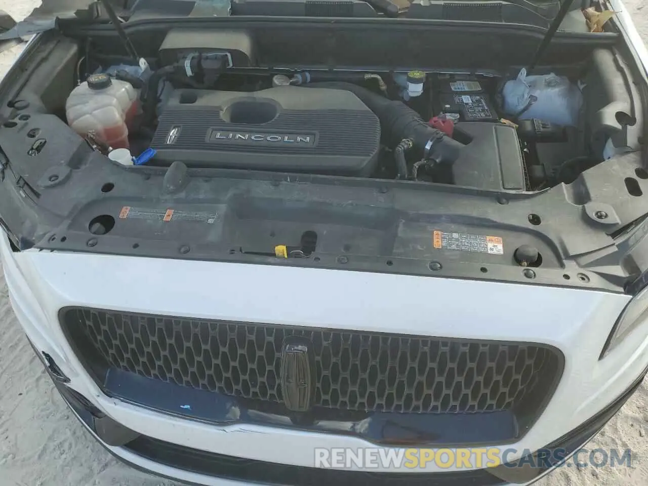 12 Photograph of a damaged car 2LMPJ6L92KBL40843 LINCOLN NAUTILUS 2019
