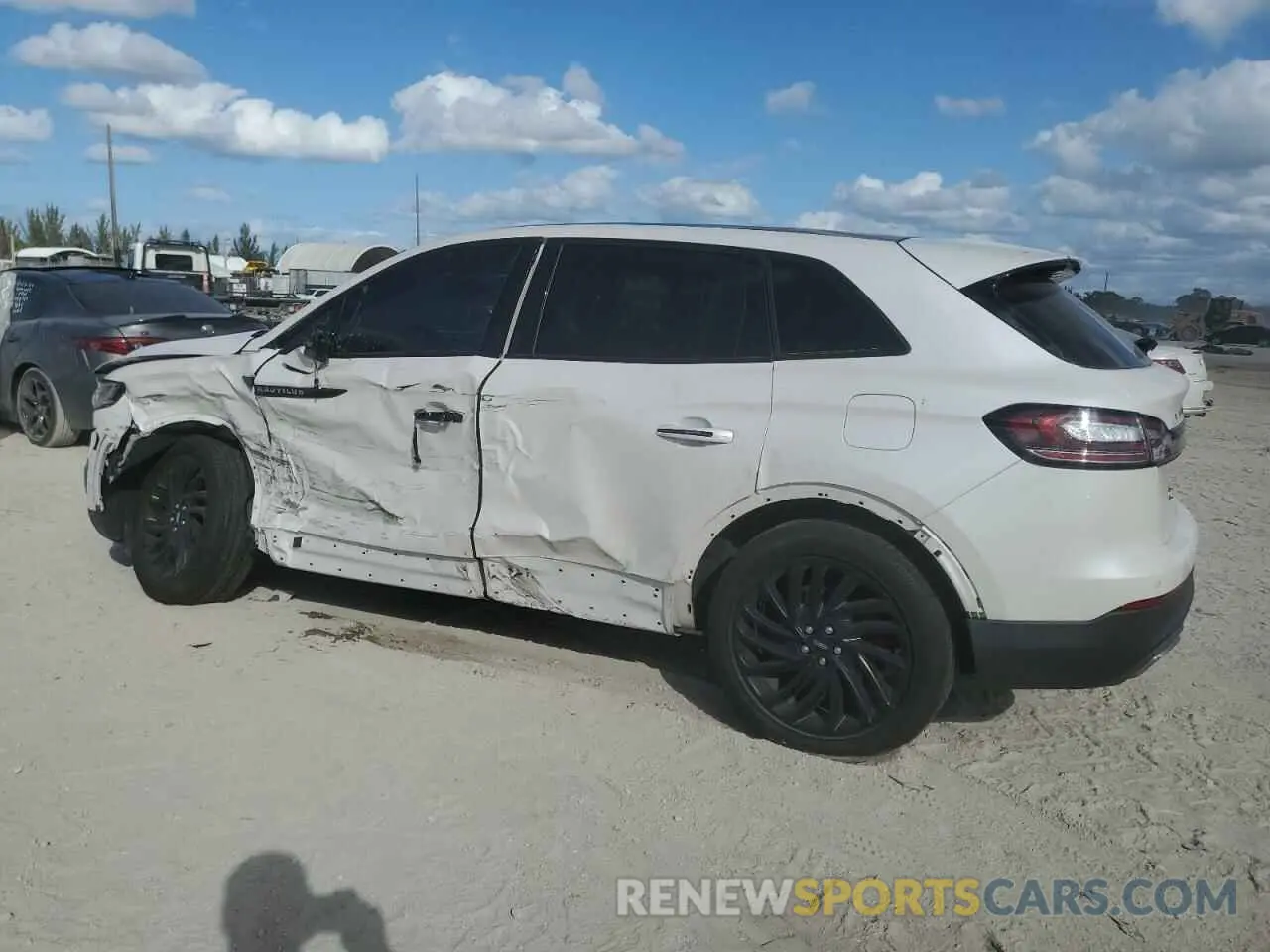 2 Photograph of a damaged car 2LMPJ6L92KBL40843 LINCOLN NAUTILUS 2019