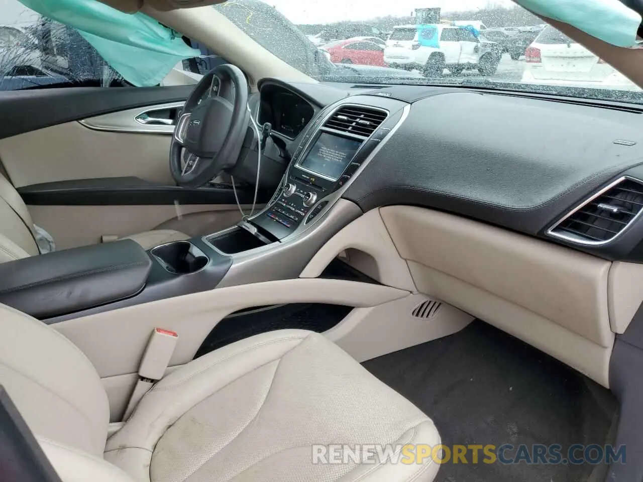 8 Photograph of a damaged car 2LMPJ6L96KBL18196 LINCOLN NAUTILUS 2019