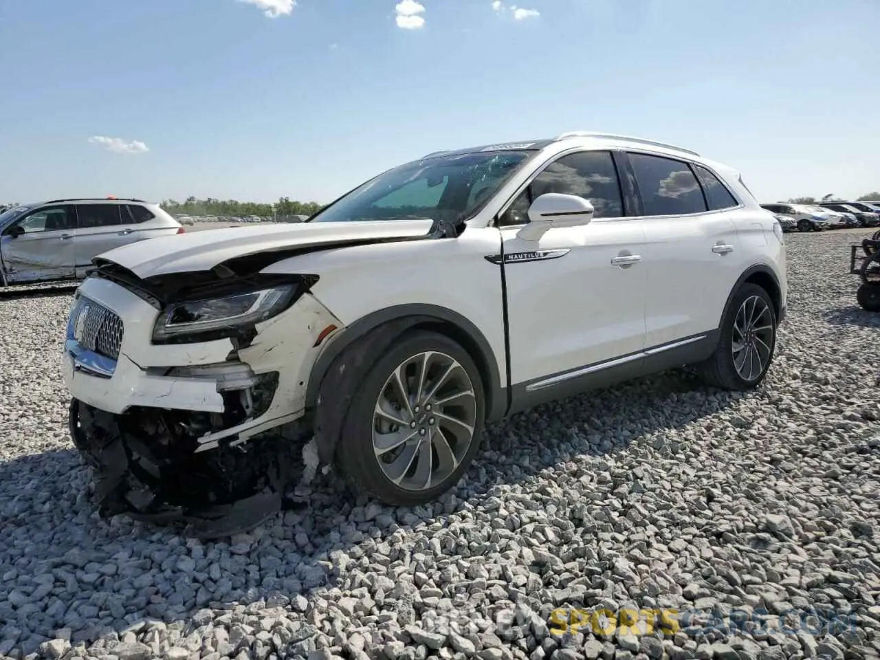 1 Photograph of a damaged car 2LMPJ6L9XKBL54084 LINCOLN NAUTILUS 2019