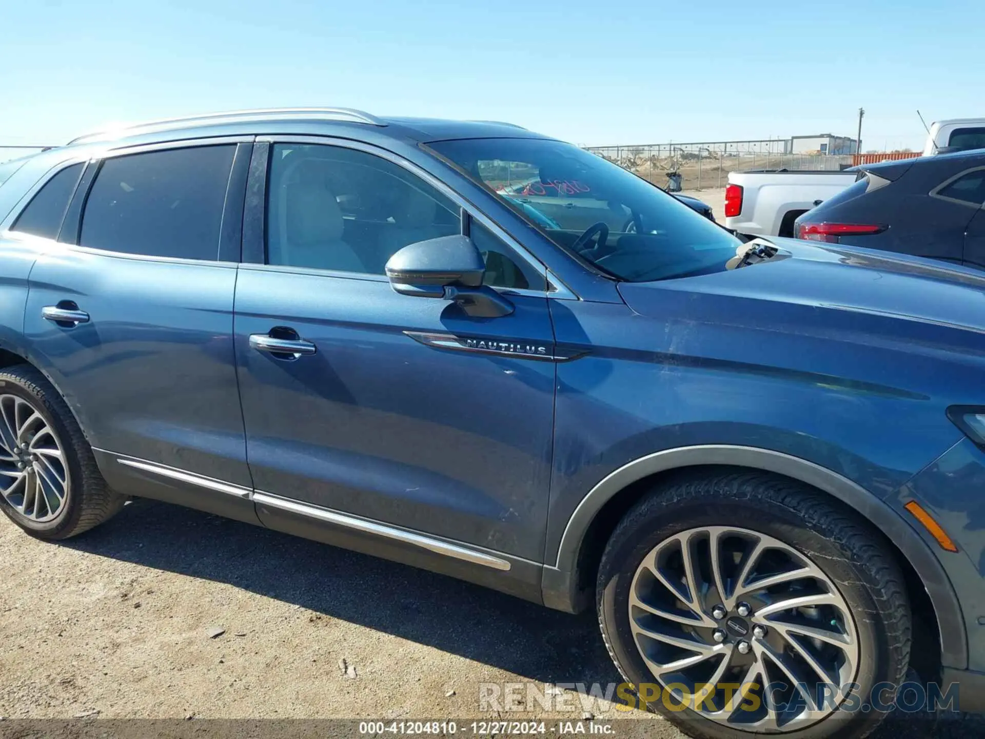 14 Photograph of a damaged car 2LMPJ6LP3KBL51283 LINCOLN NAUTILUS 2019