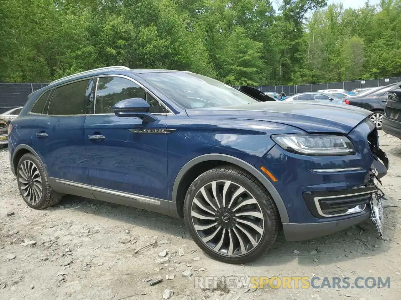 4 Фотография поврежденного автомобиля 2LMPJ7J9XKBL19876 LINCOLN NAUTILUS 2019