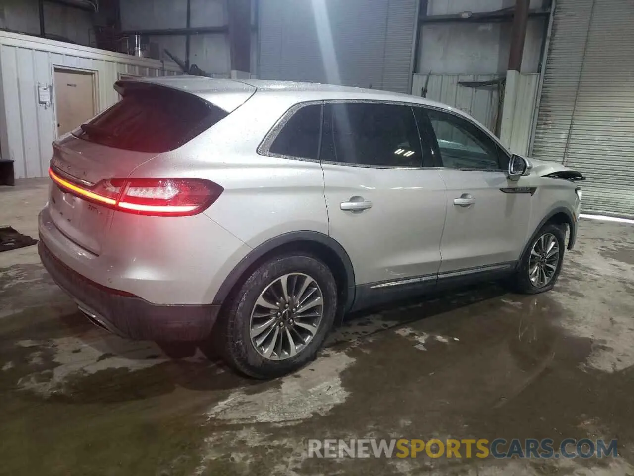 3 Photograph of a damaged car 2LMPJ8K91KBL46310 LINCOLN NAUTILUS 2019