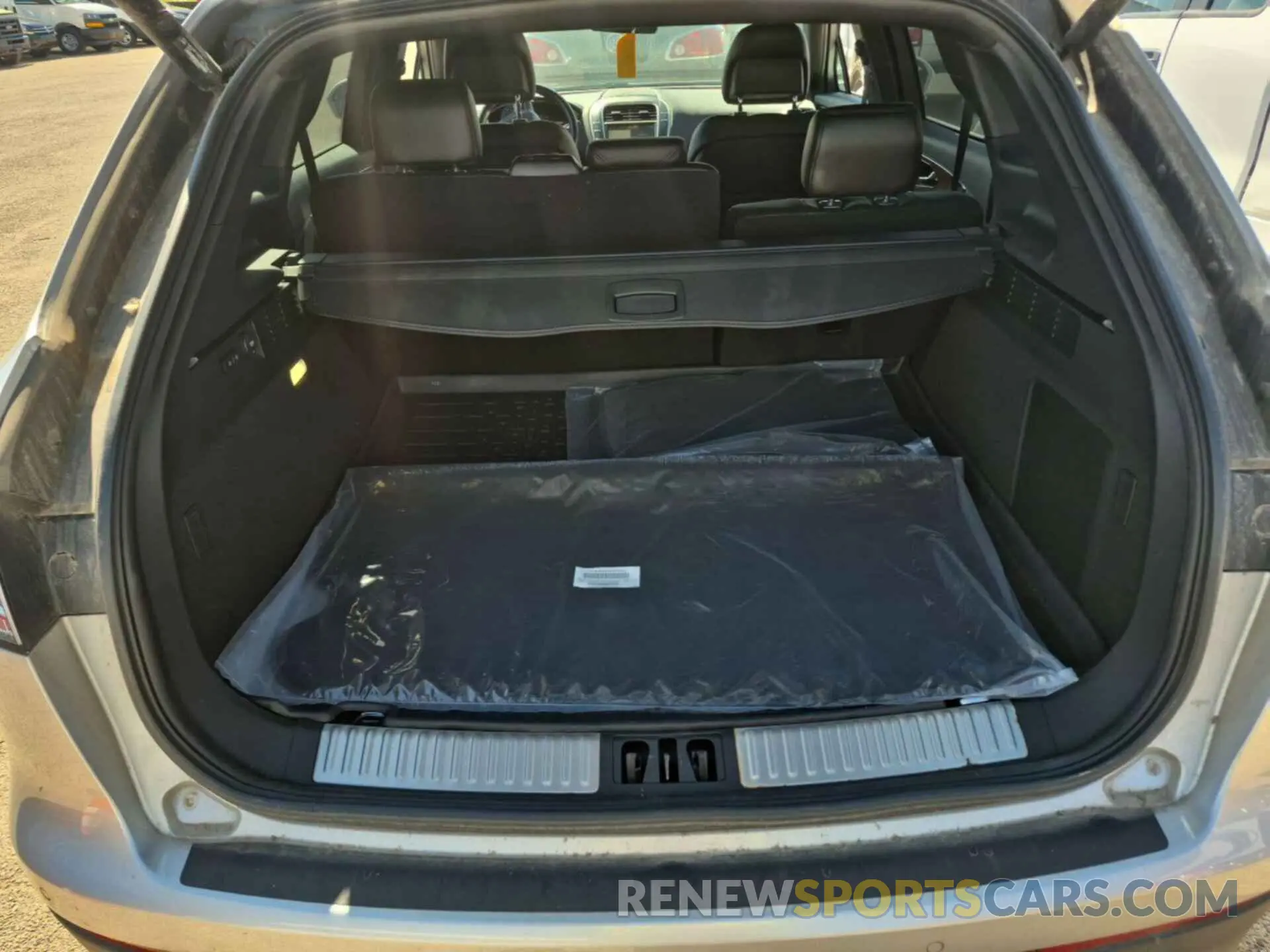 21 Photograph of a damaged car 2LMPJ8K91KBL61518 LINCOLN NAUTILUS 2019