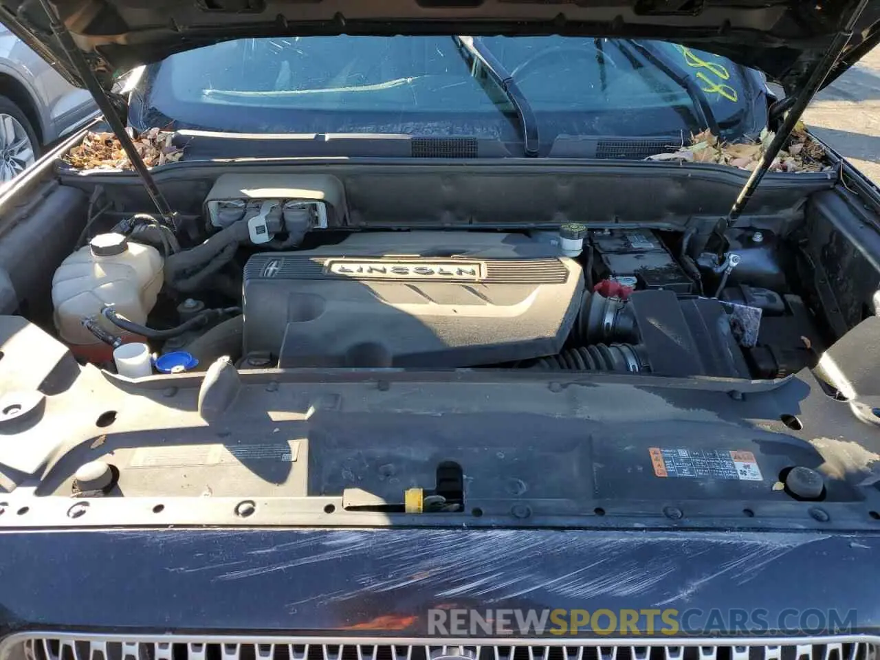 13 Photograph of a damaged car 2LMPJ8KP4KBL42850 LINCOLN NAUTILUS 2019
