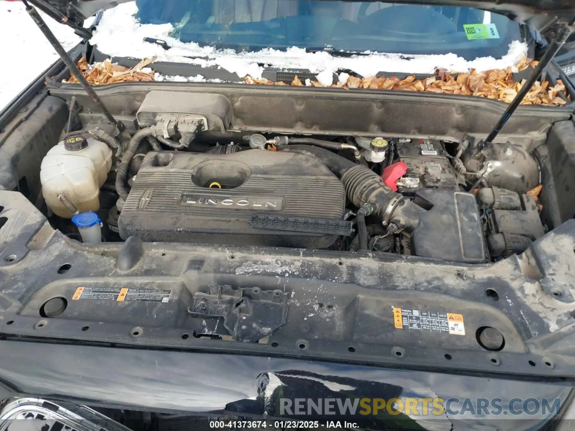 10 Photograph of a damaged car 2LMPJ8L97KBL22933 LINCOLN NAUTILUS 2019