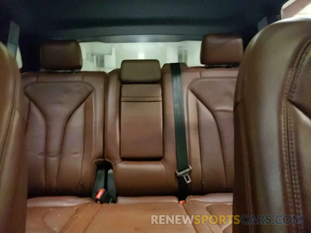 10 Photograph of a damaged car 2LMPJ8L98KBL11651 LINCOLN NAUTILUS 2019