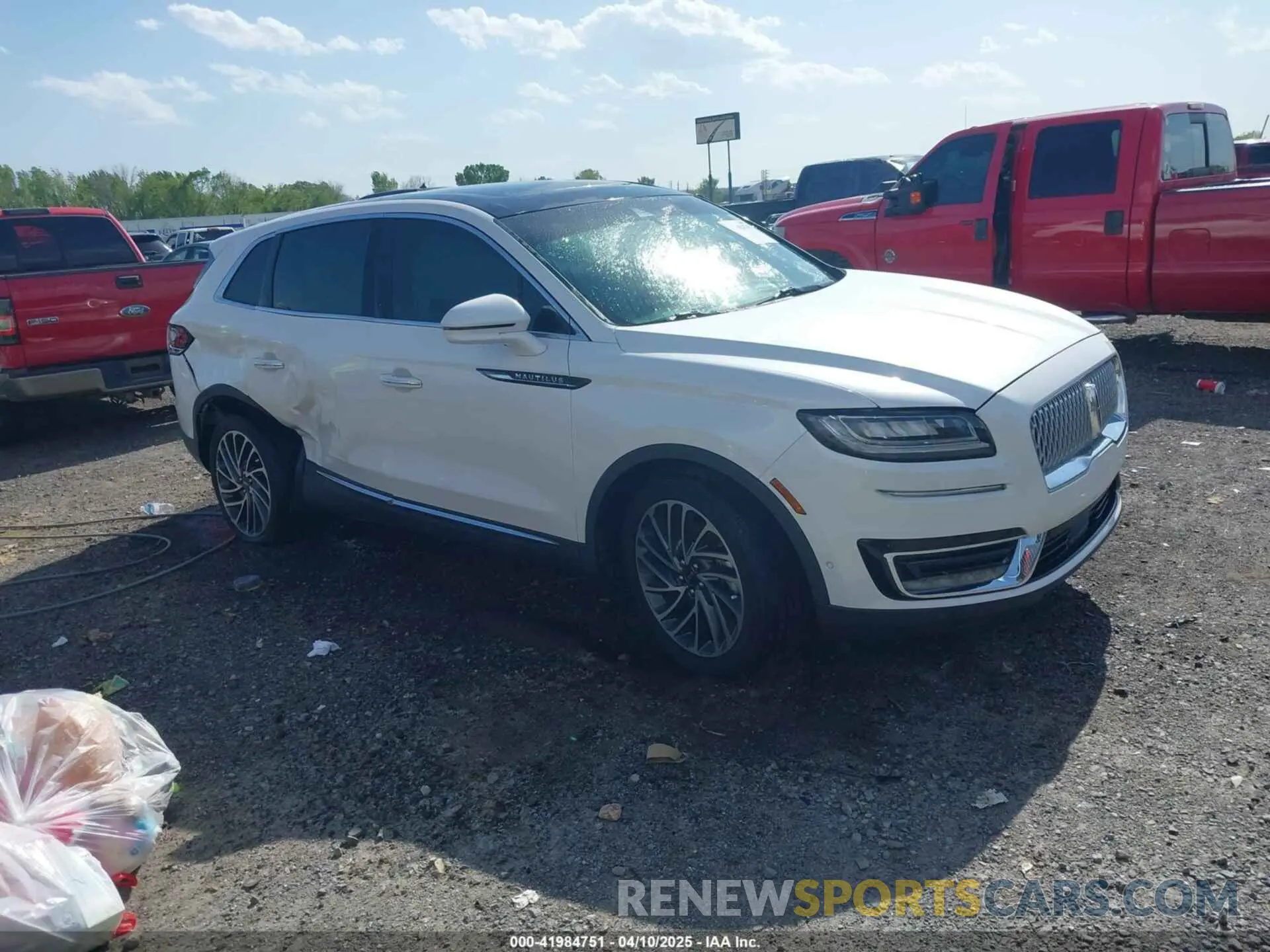1 Фотография поврежденного автомобиля 2LMPJ8L98KBL14453 LINCOLN NAUTILUS 2019