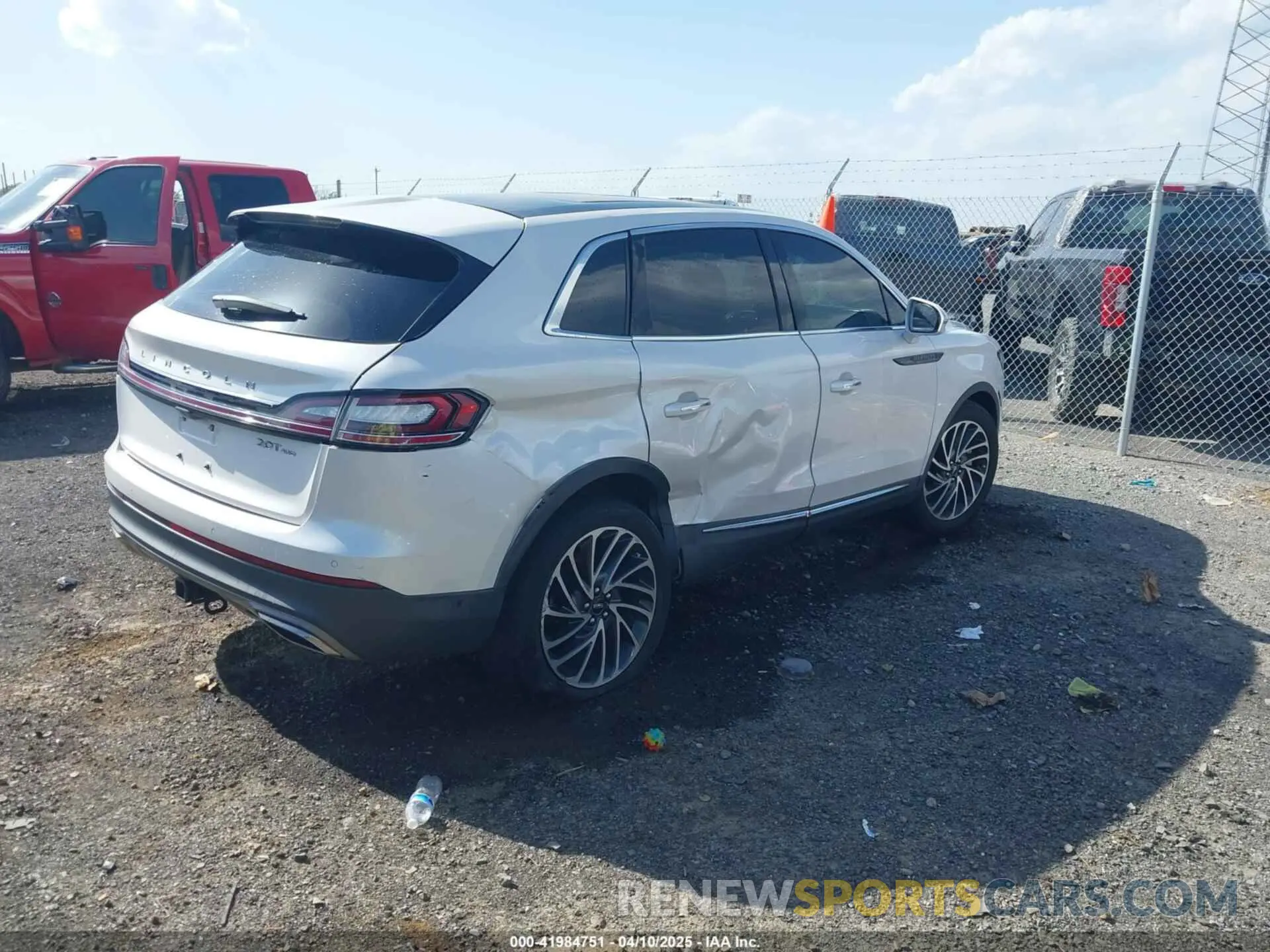 4 Фотография поврежденного автомобиля 2LMPJ8L98KBL14453 LINCOLN NAUTILUS 2019