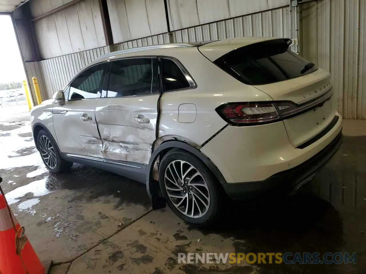 2 Photograph of a damaged car 2LMPJ8L99KBL62737 LINCOLN NAUTILUS 2019