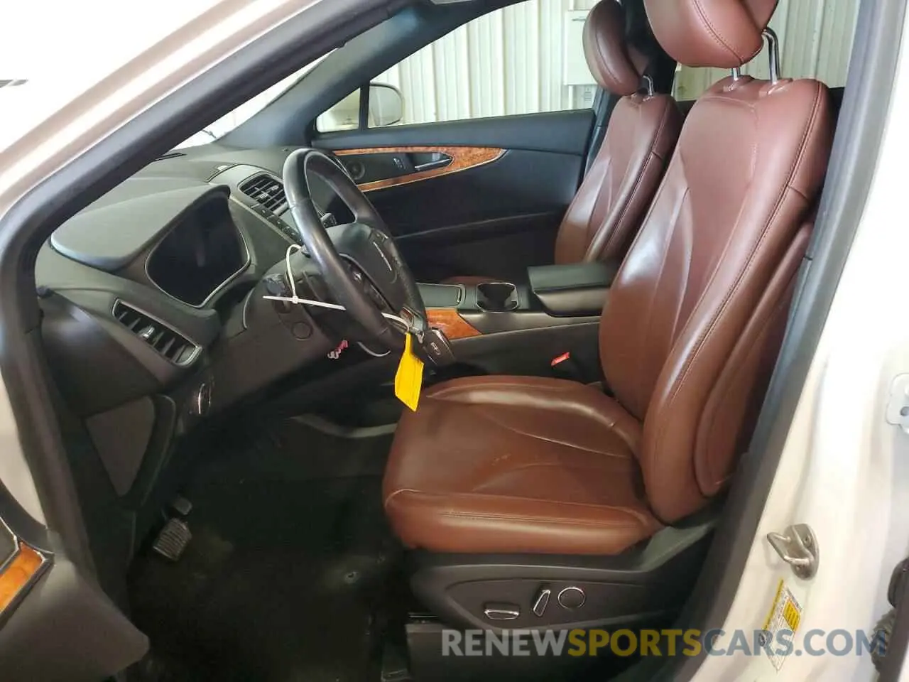 7 Photograph of a damaged car 2LMPJ8L99KBL62737 LINCOLN NAUTILUS 2019