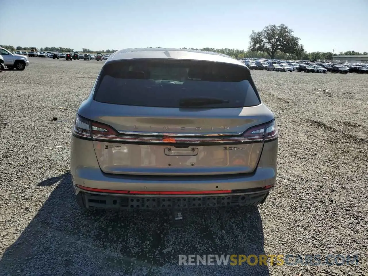 6 Photograph of a damaged car 2LMPJ8L9XKBL67073 LINCOLN NAUTILUS 2019