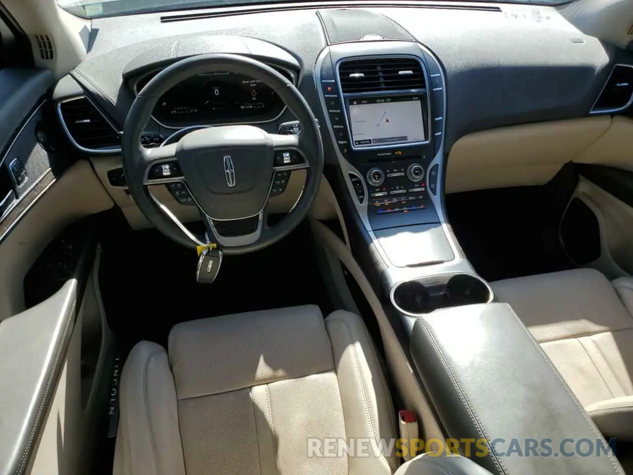 8 Photograph of a damaged car 2LMPJ8L9XKBL67073 LINCOLN NAUTILUS 2019