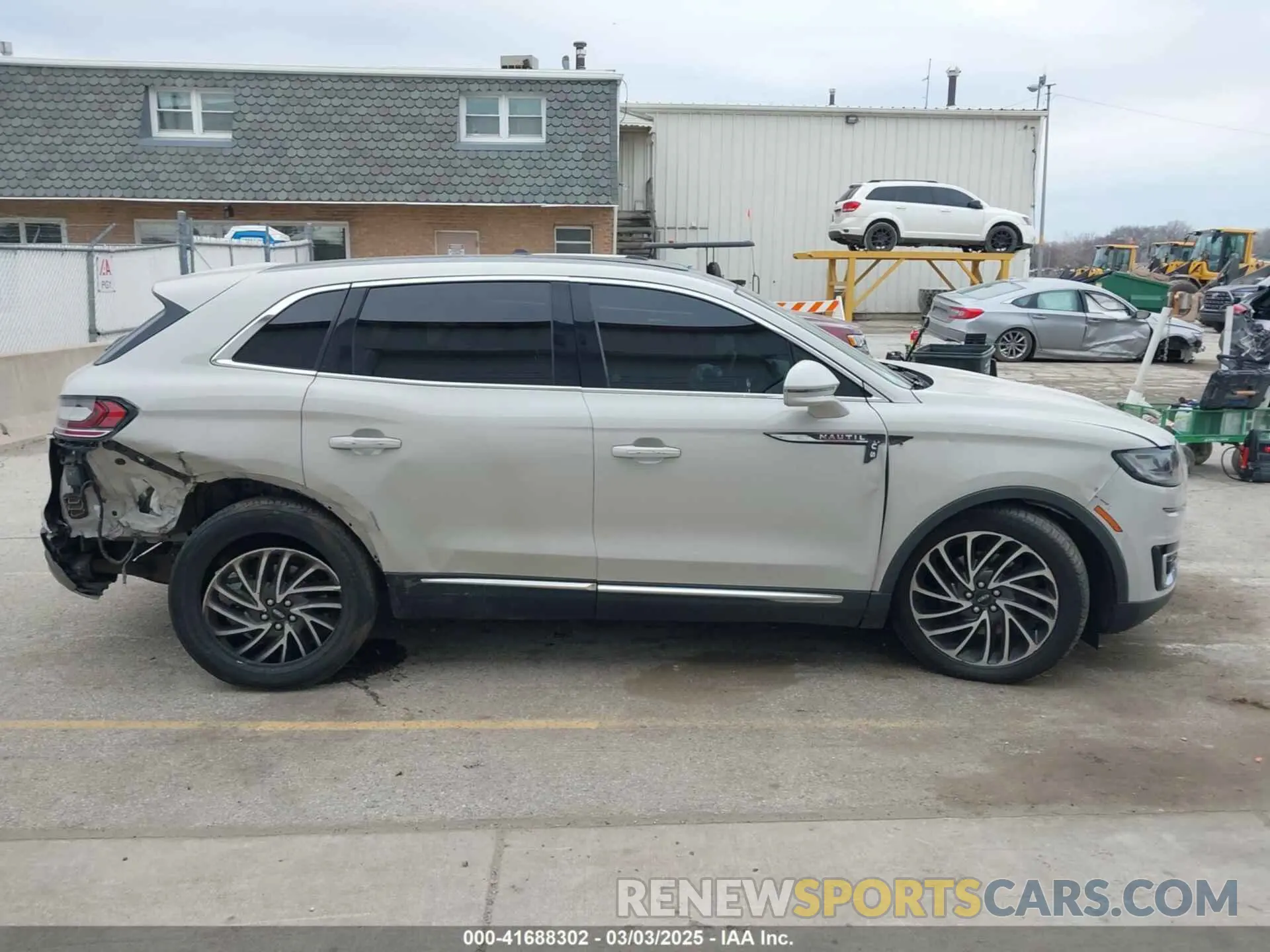 14 Фотография поврежденного автомобиля 2LMPJ8LP3KBL17646 LINCOLN NAUTILUS 2019