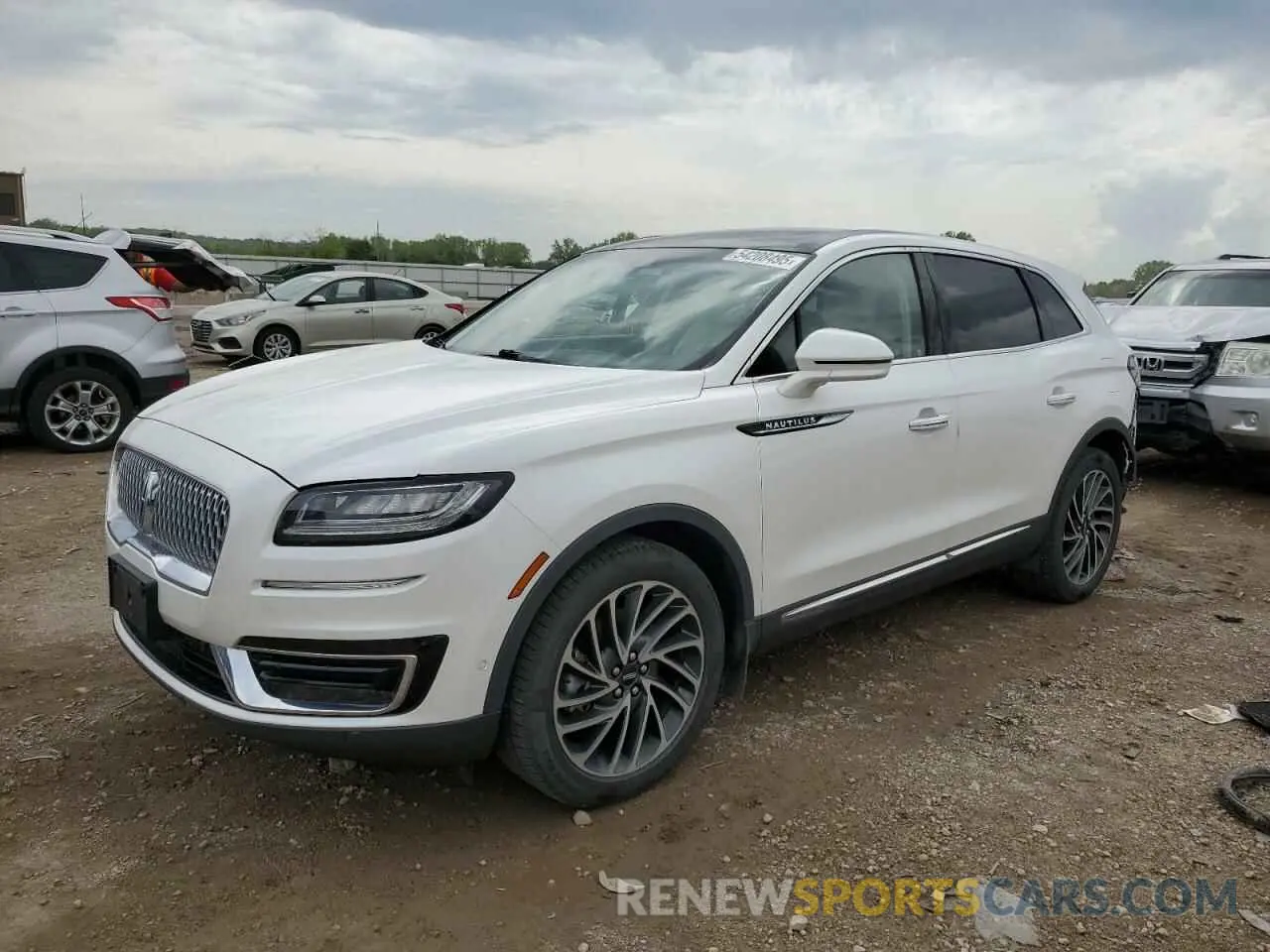 1 Photograph of a damaged car 2LMPJ8LPXKBL13156 LINCOLN NAUTILUS 2019