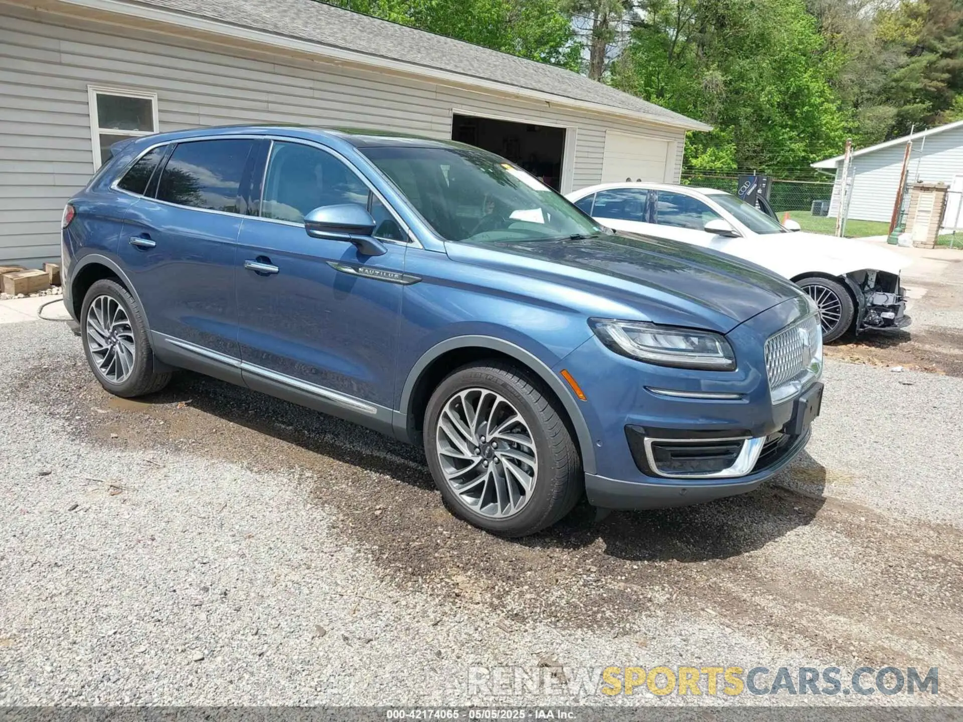 1 Photograph of a damaged car 2LMPJ8LPXKBL13447 LINCOLN NAUTILUS 2019