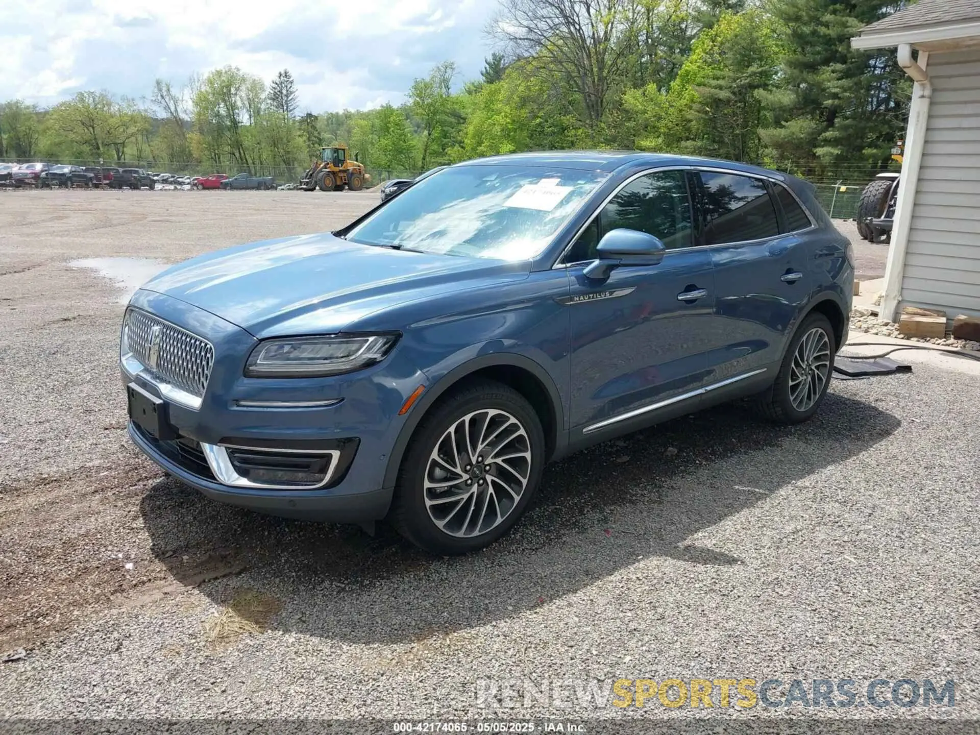 2 Photograph of a damaged car 2LMPJ8LPXKBL13447 LINCOLN NAUTILUS 2019
