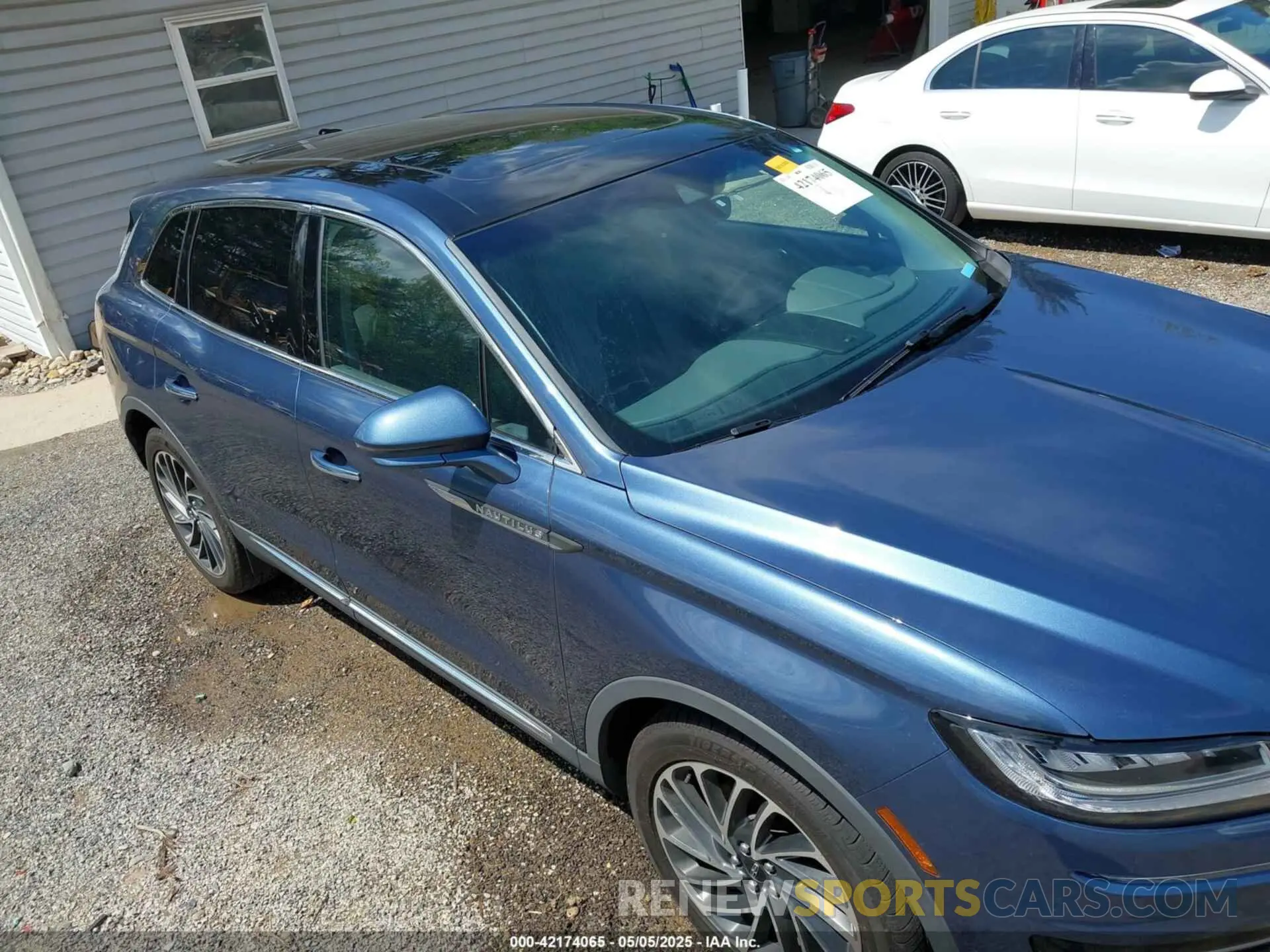 6 Photograph of a damaged car 2LMPJ8LPXKBL13447 LINCOLN NAUTILUS 2019