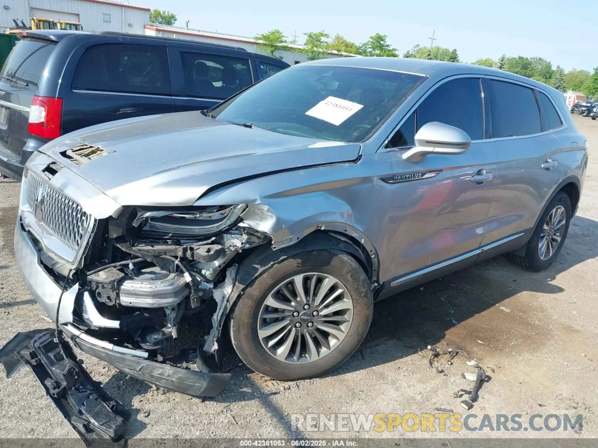 2 Photograph of a damaged car 2LMPJ6J98LBL09892 LINCOLN NAUTILUS 2020