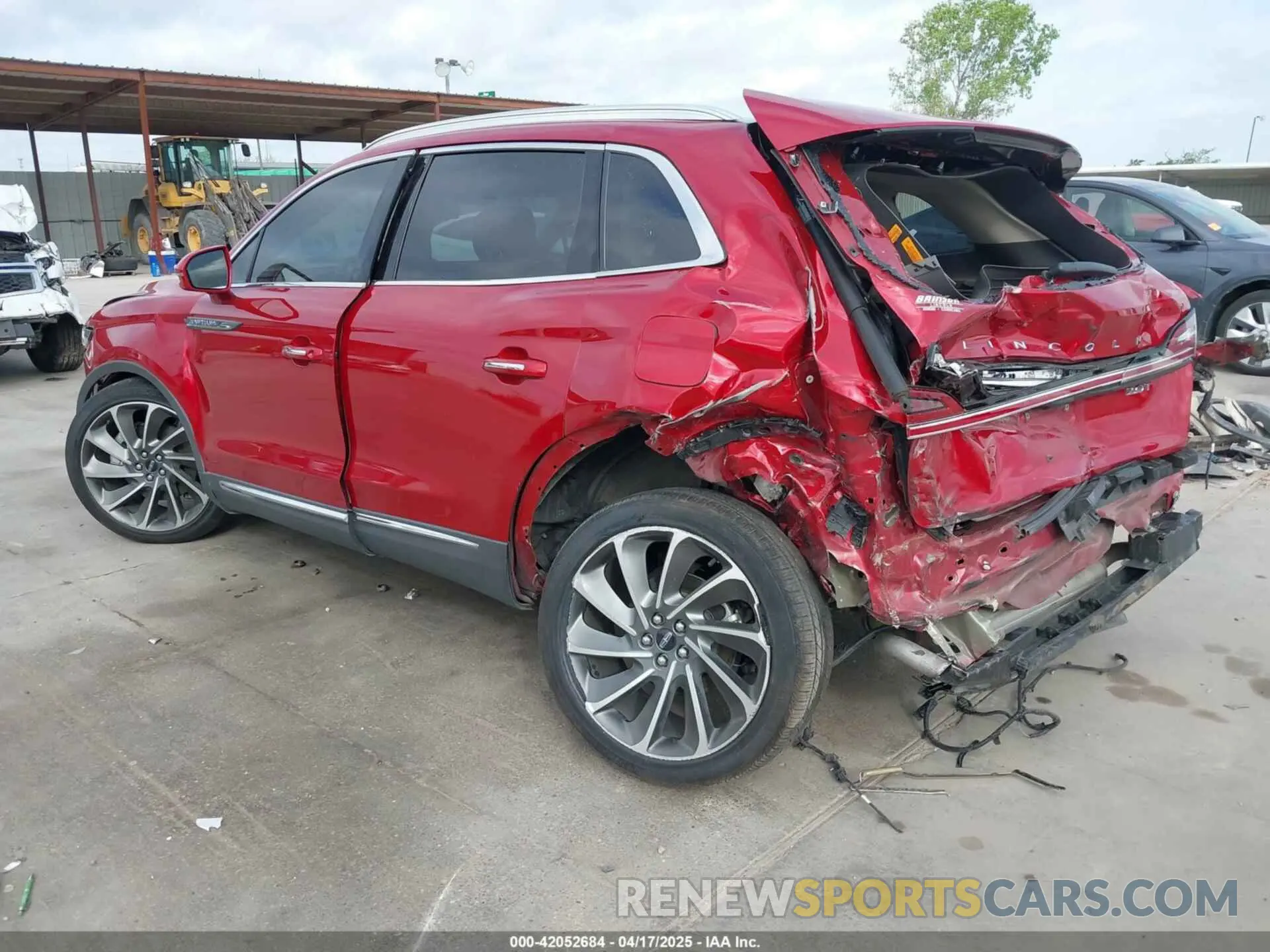3 Photograph of a damaged car 2LMPJ6K94LBL04669 LINCOLN NAUTILUS 2020